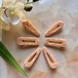 NEW Large Peach Clips